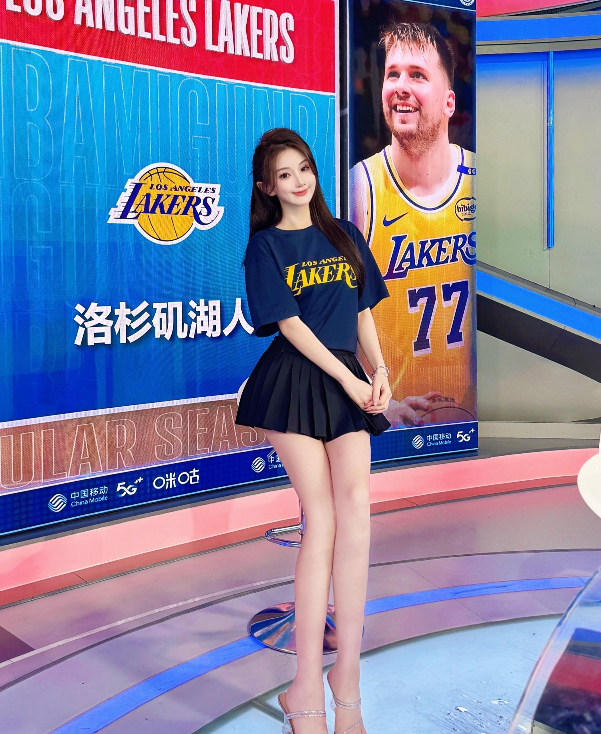 包含选手在核心赛事中展露实力，从未动摇冠军的词条