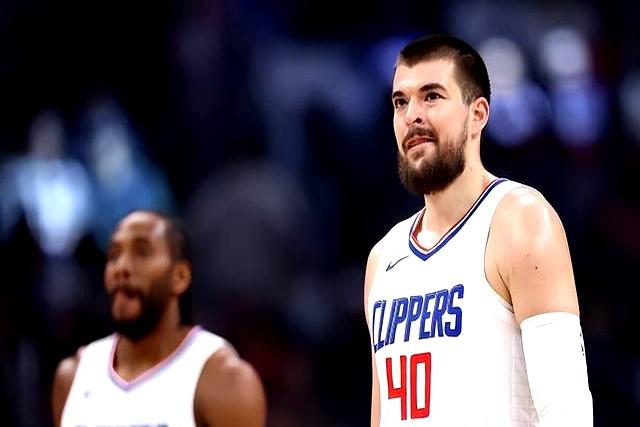 开云体育在线-快船爆冷负于魔术,实力遭质疑的简单介绍