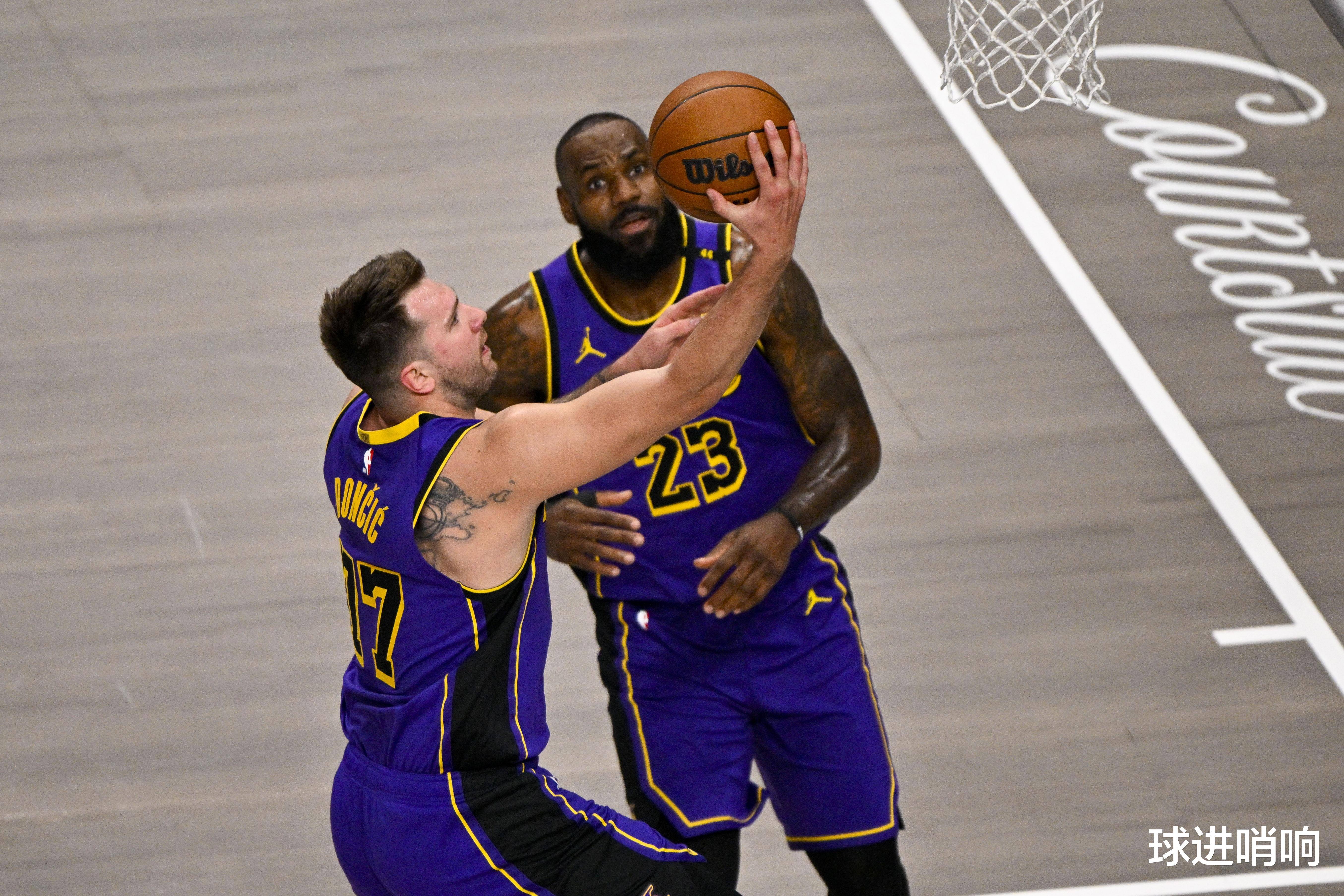 开云体育入口-湖人再遇火箭，詹姆斯助攻集锦二次见底的简单介绍
