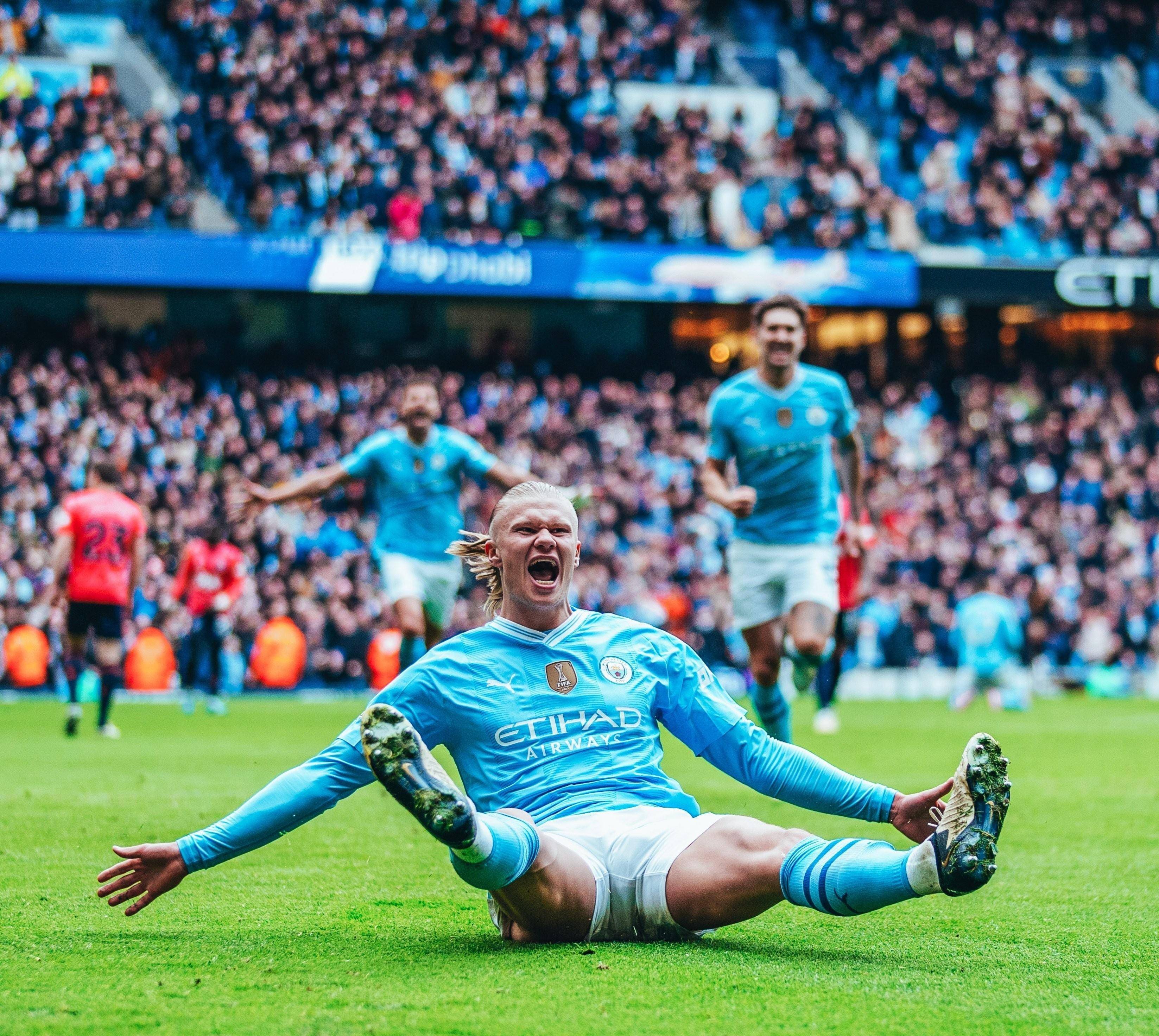 西班牙完胜曼城,哈兰德惊艳世界 西班牙完胜曼城,哈兰德惊艳世界