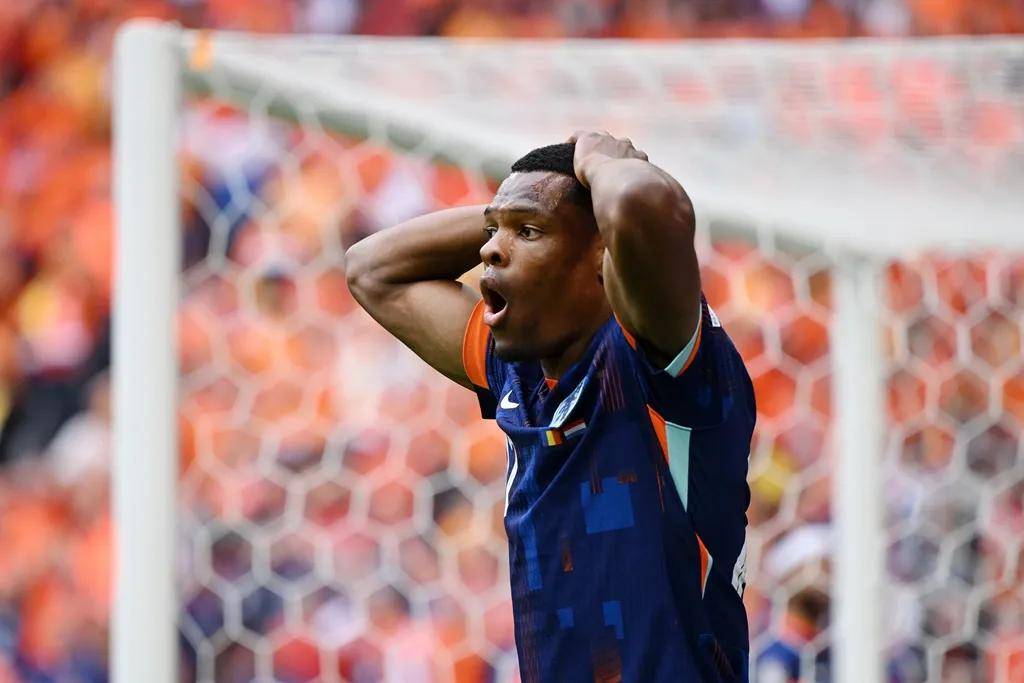 欧洲杯球员突破自我,表现堪称完美的简单介绍 欧洲杯球员突破自我,表现堪称完美的简单介绍