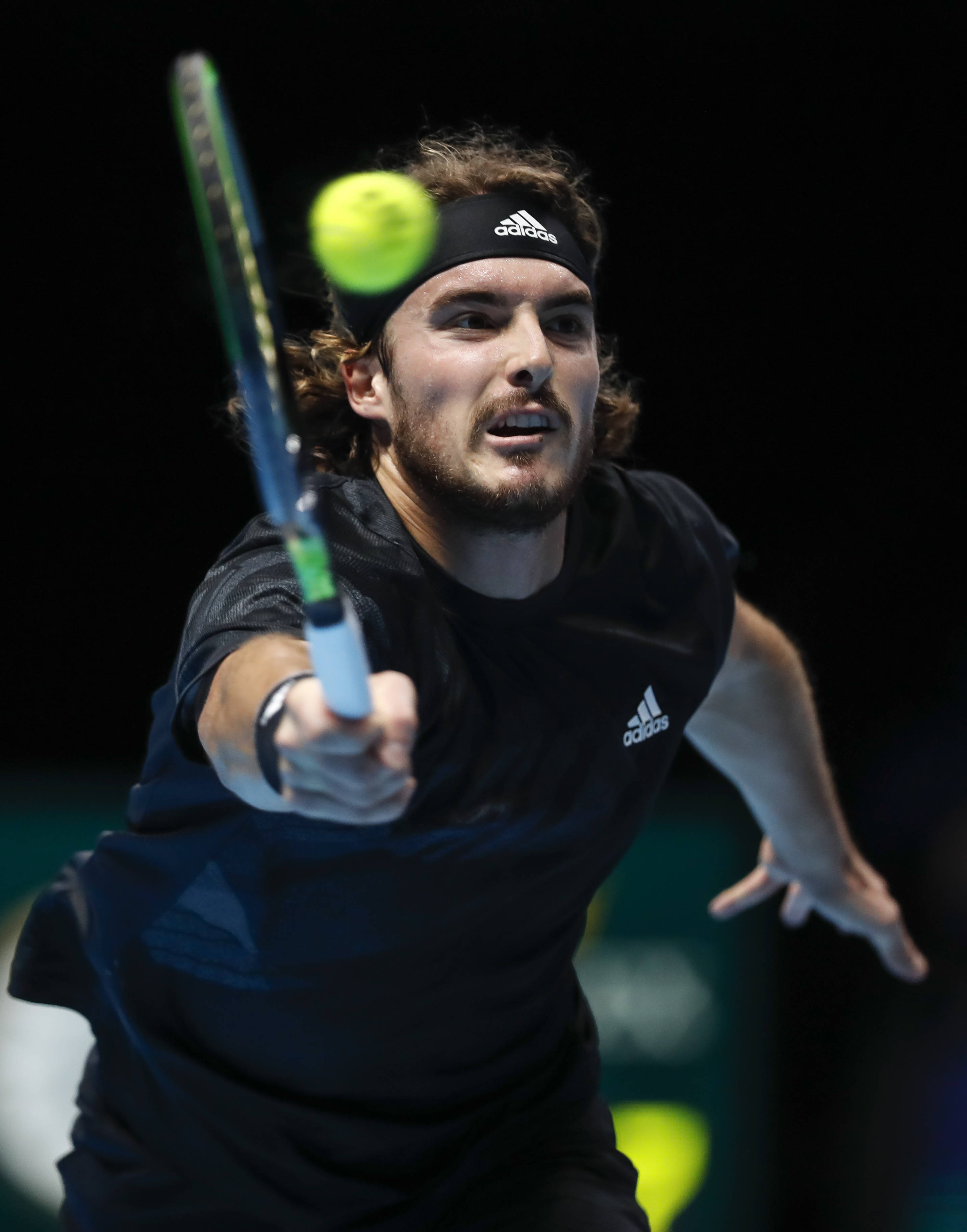 开云体育在线-德国网球队完胜西班牙网球队,西西帕斯高光表现