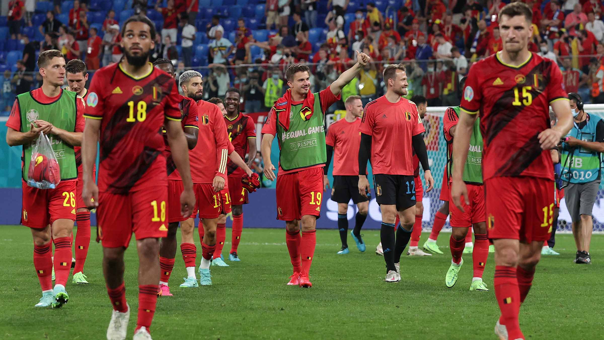 开云体育中国-狼队客场突围，成功淘汰对手