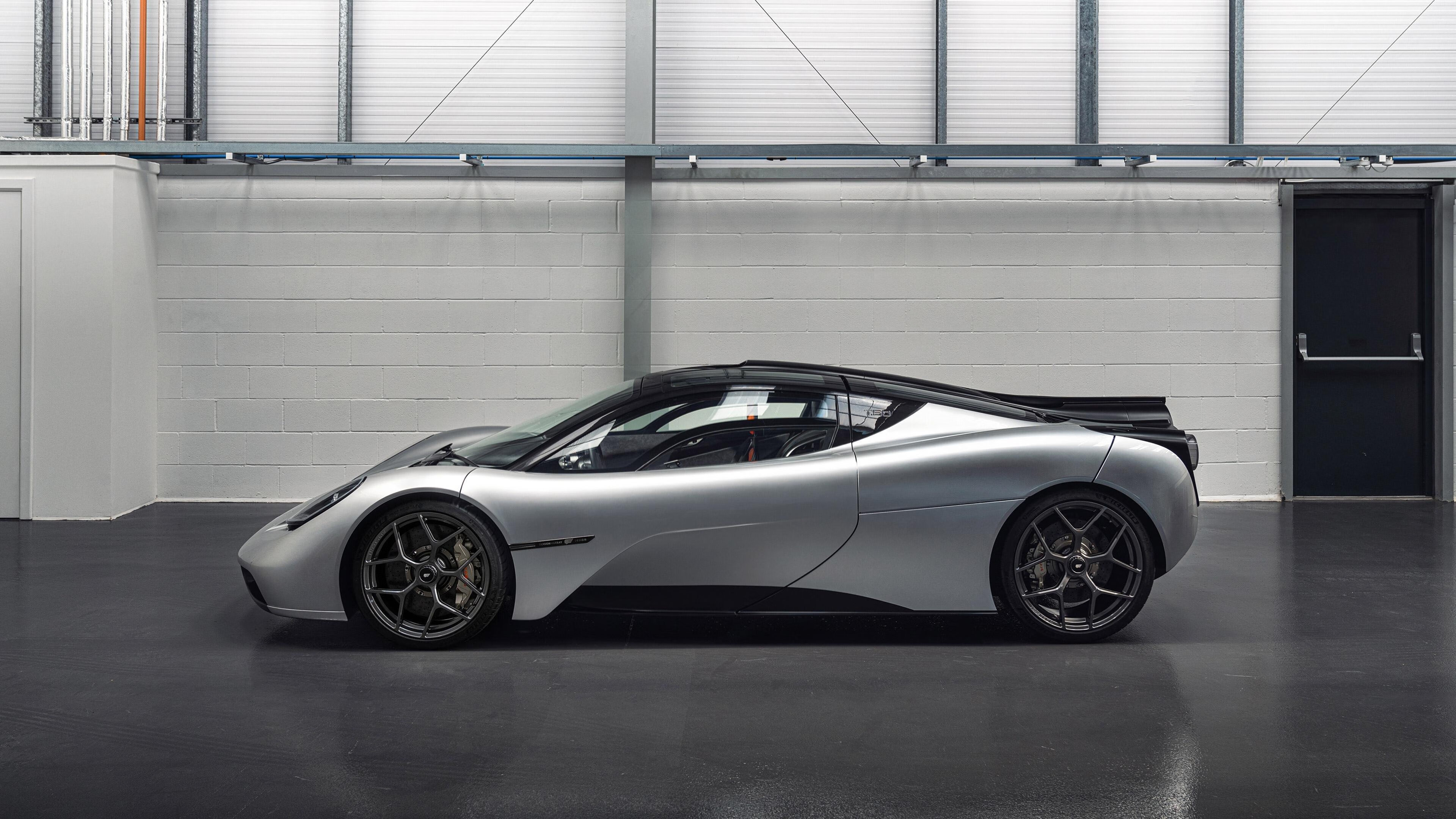 开云体育在线-F1街道赛之夜，当劳塔罗成为赛道不会跳动的那颗心脏