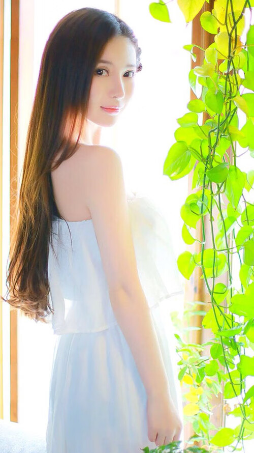 开云体育APP下载-巨星闪耀与团队洪流,篮球胜利的两种美学