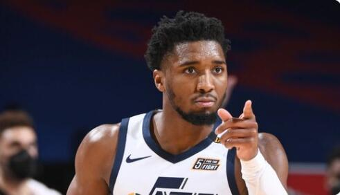 开云APP-戈贝尔舞台越大越强,国王关键战突围广东队